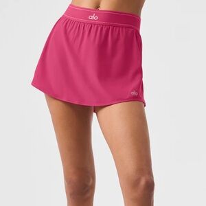 Alo Yoga match point tennis skirt in pink summer crush. Size M!